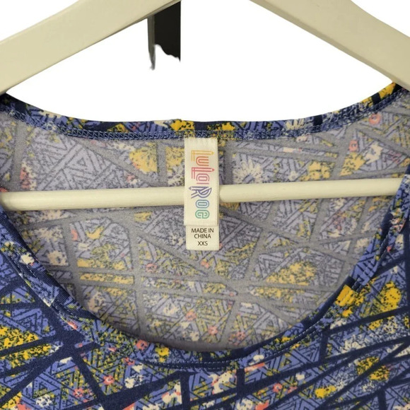 Lularoe  t-Shirt - Picture 3 of 3